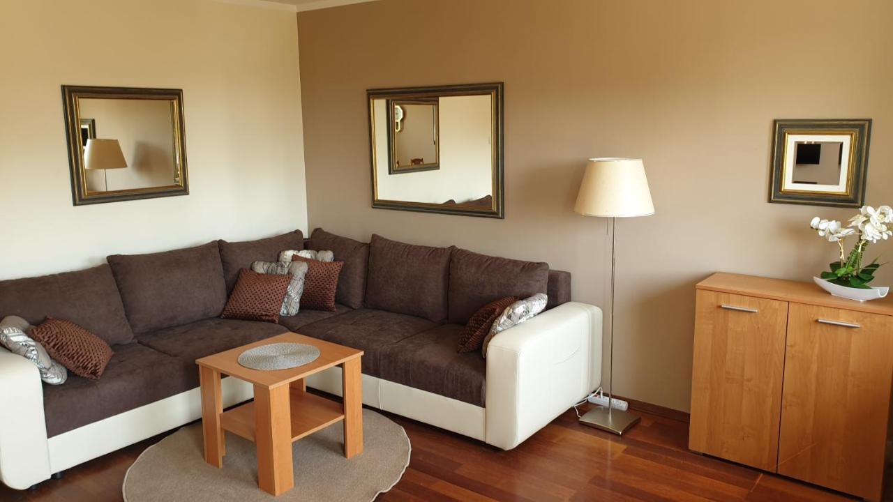 Apartamenty Podzamcze Walbrzych Exterior photo